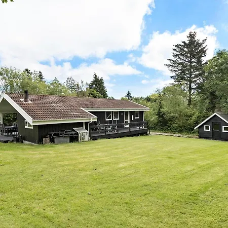 Semesterbostad Udsigten Iv *